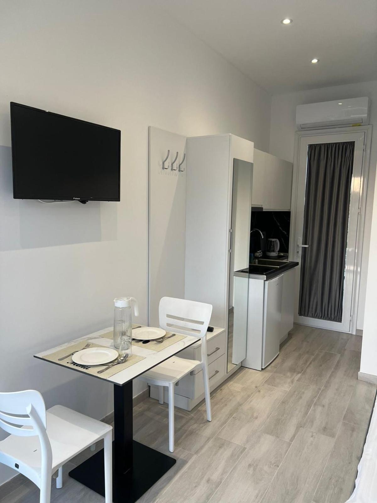 Dangolli House * Vlore