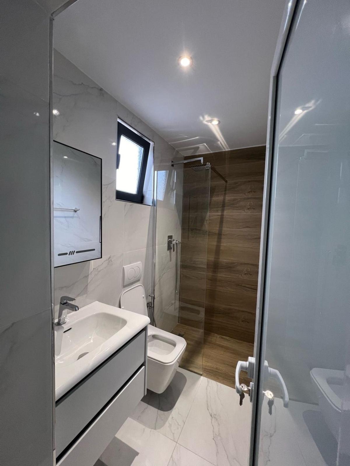 Dangolli House Apartment Vlore